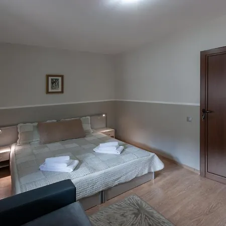 пилигрим بيت ضيافة Skrino