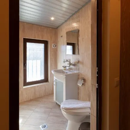 пилигрим بيت ضيافة Skrino